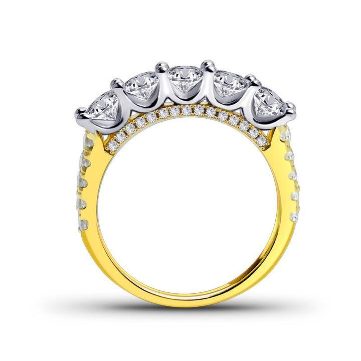 Amélie – Anillo de diamante delicado con adornos de corona.