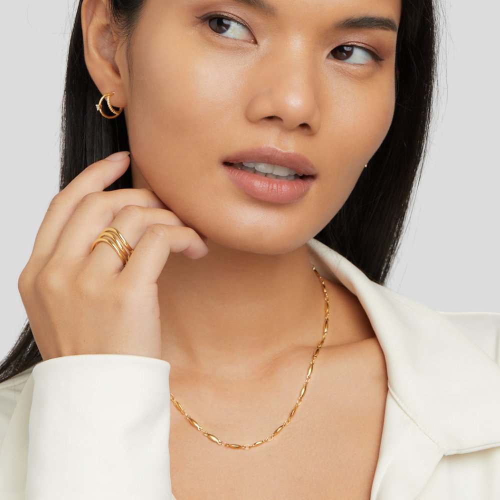 Magdaléna – Collar dorado delicado con eslabones sutiles.