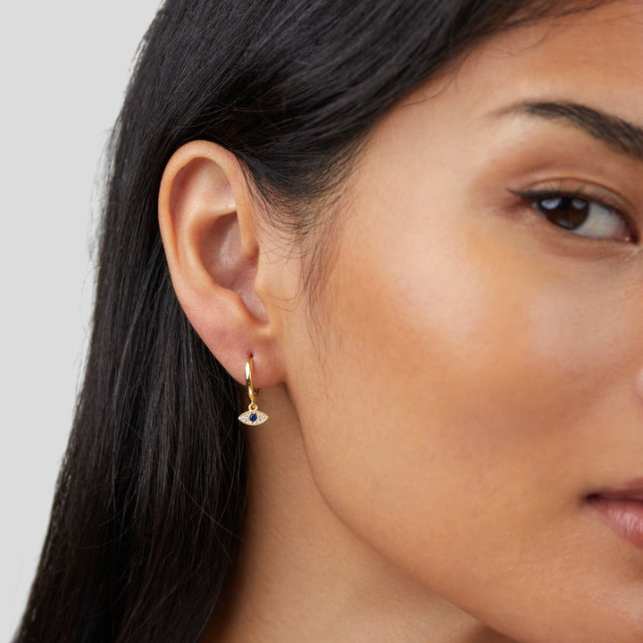 Luana – Pendientes de oro con perla delicada.