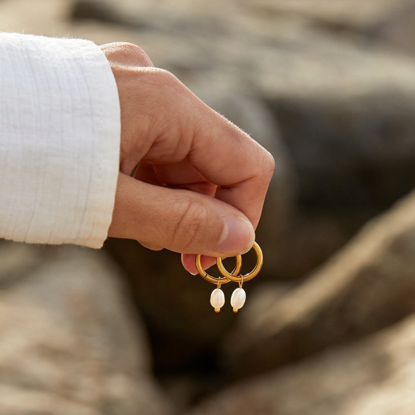 Elisa-Marie – Pendientes de oro con colgante de perla.