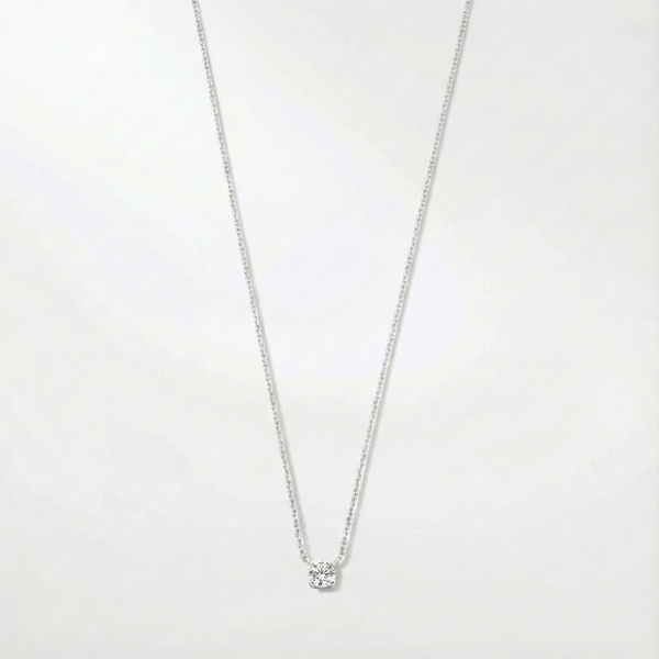 Collar Klára con piedra de moissanita