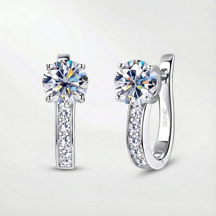 Pendientes Huggie de Moissanite Kanal