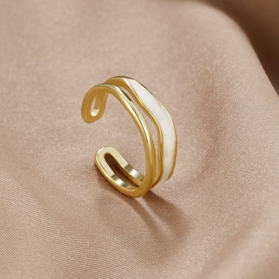 Beatrix – Anillo con silueta simple