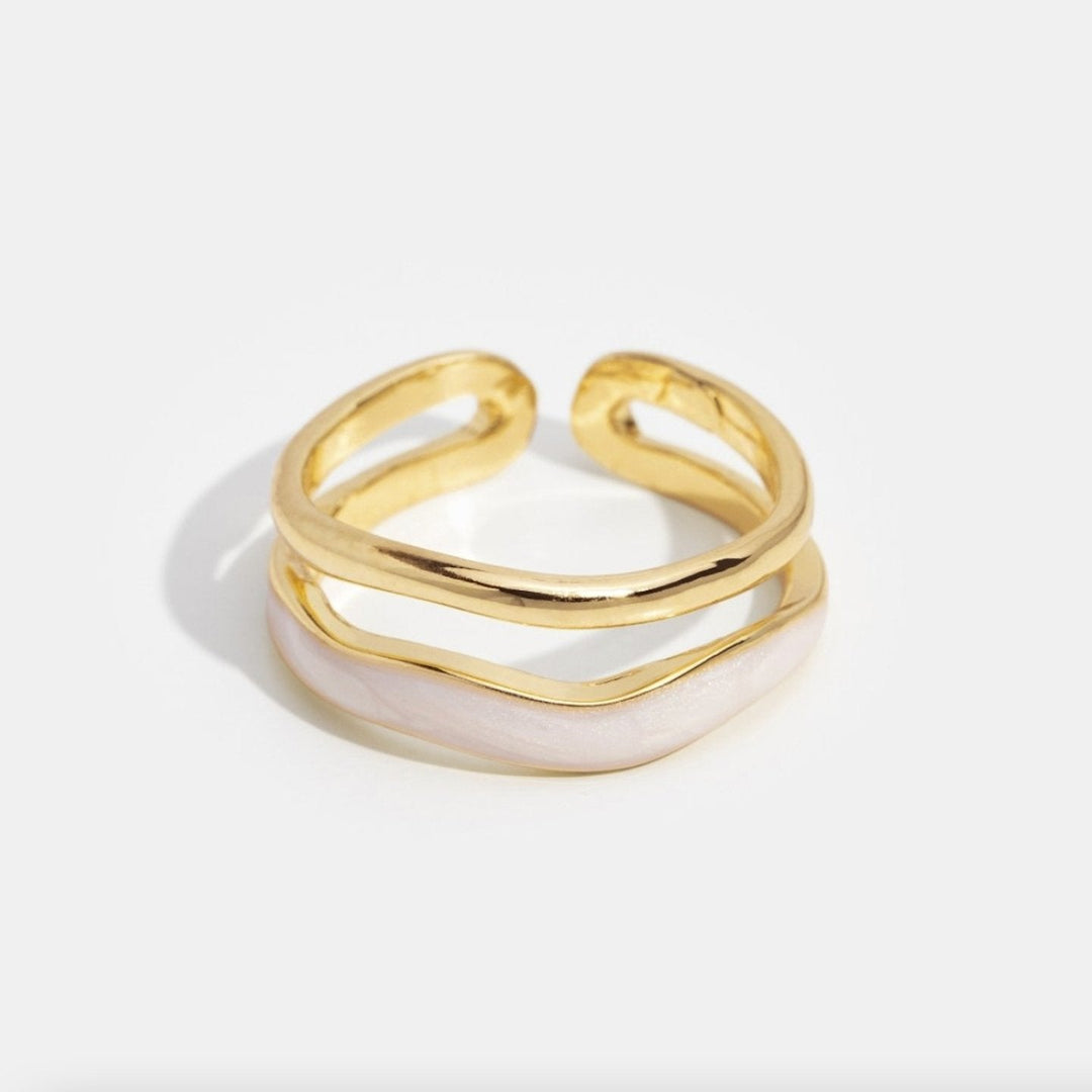 Beatrix – Anillo de oro con silueta sencilla