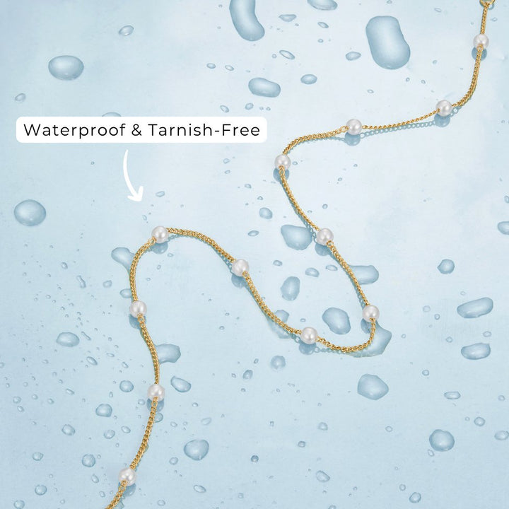 Miriam – Collar dorado con una longitud armónica.