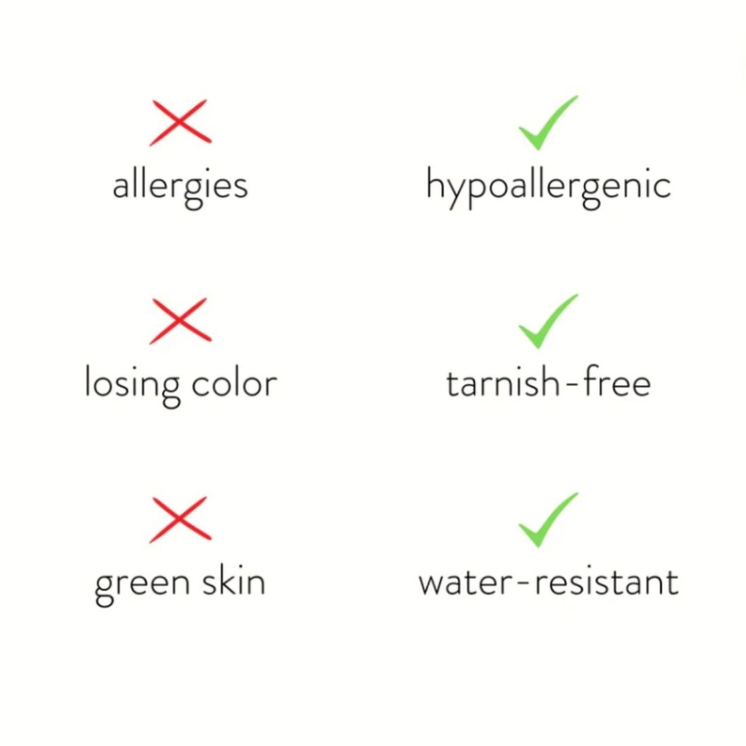 Miriam – Collar dorado con una longitud armónica.