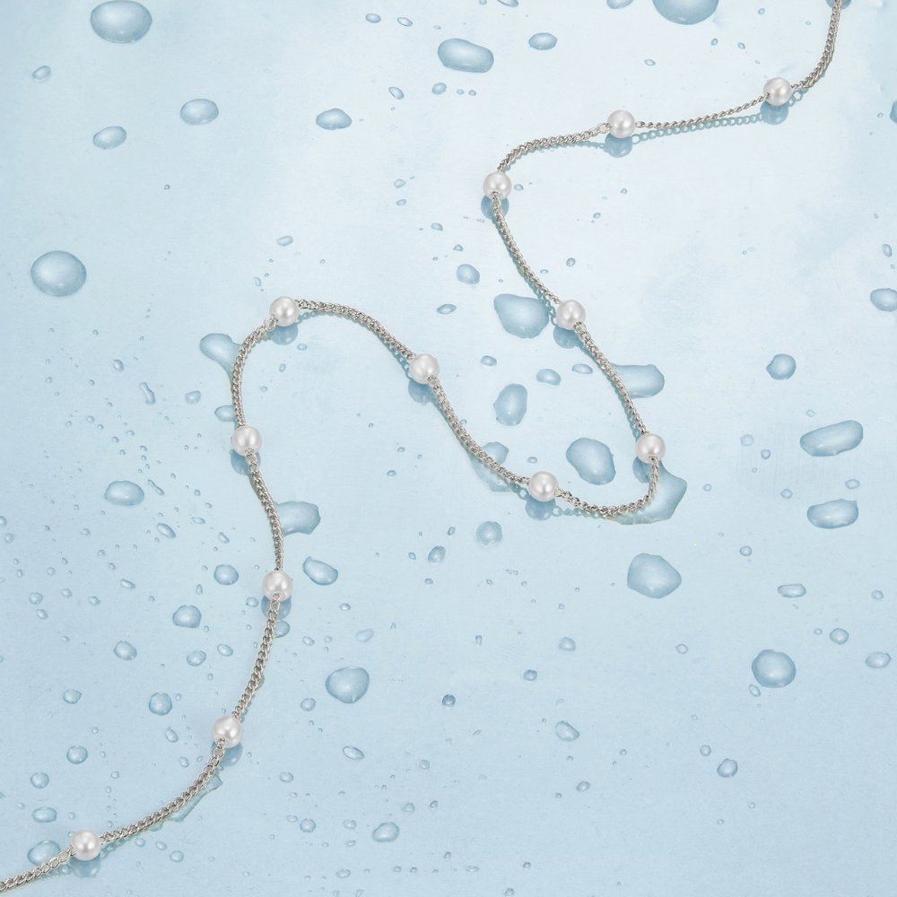 Miriam – Collar dorado con perlas delicadas.